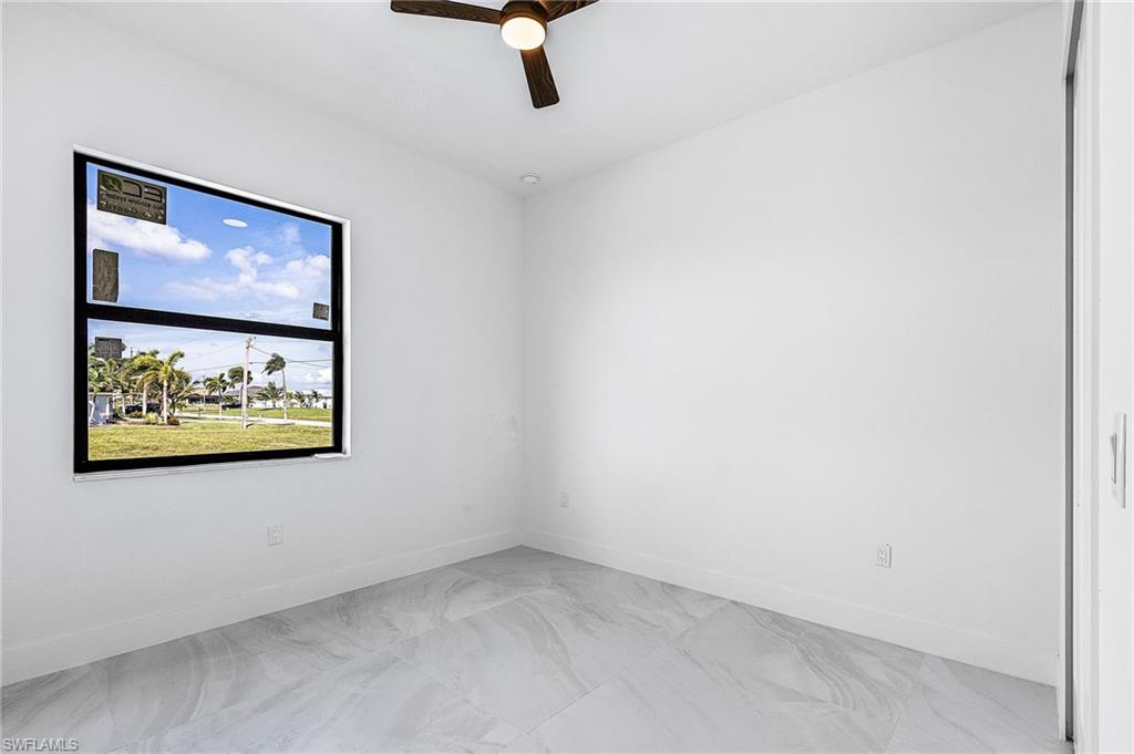 4116 36th Ln Property Photo 15