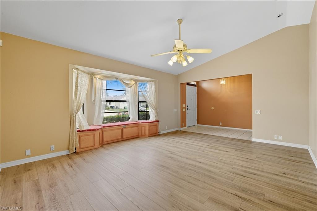 9783 Country Oaks Dr Property Photo 9