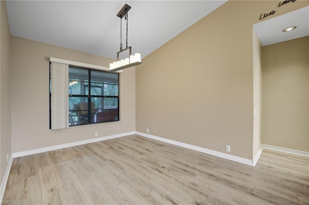 9783 Country Oaks Dr Property Photo 10