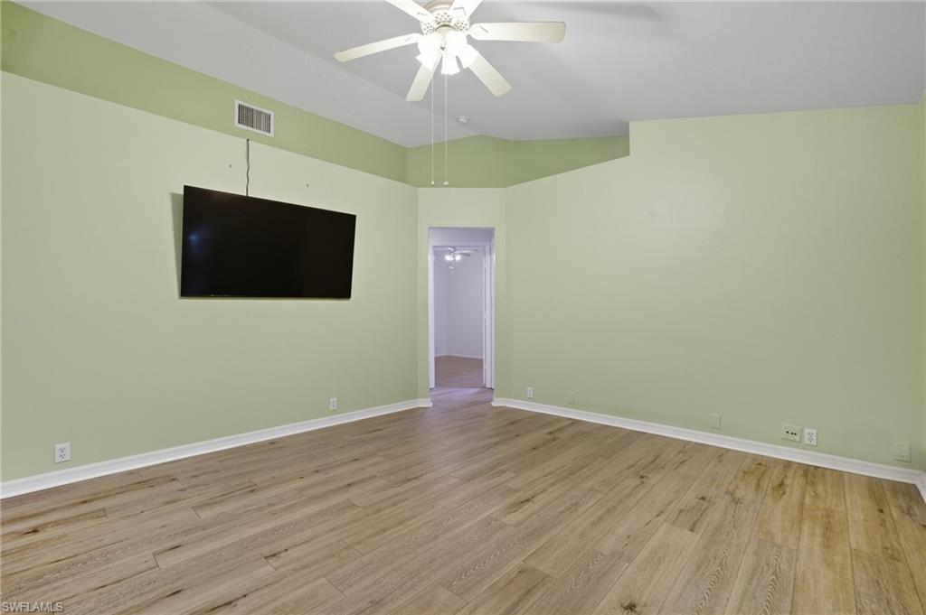 9783 Country Oaks Dr Property Photo 24