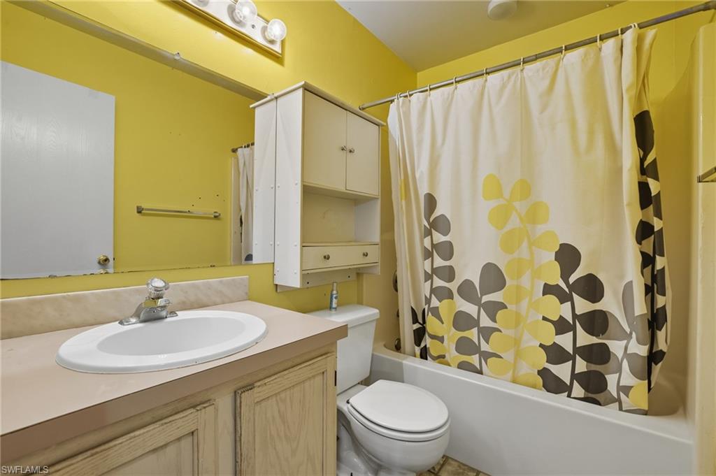 9783 Country Oaks Dr Property Photo 36