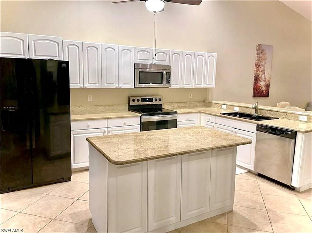 3634 Stone Way Property Photo 3