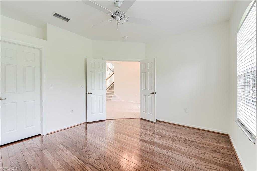 9279 Oak Strand Dr Property Photo 28