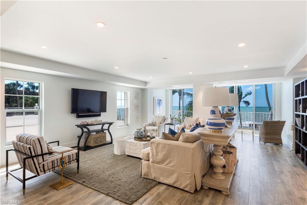 3377 Gulf Shore Blvd N # 1b Property Photo 4