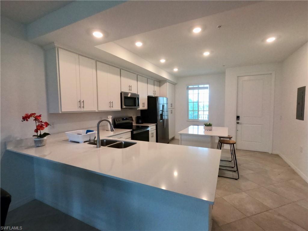 18461 Copperhead Ct N # 425 Property Photo 3