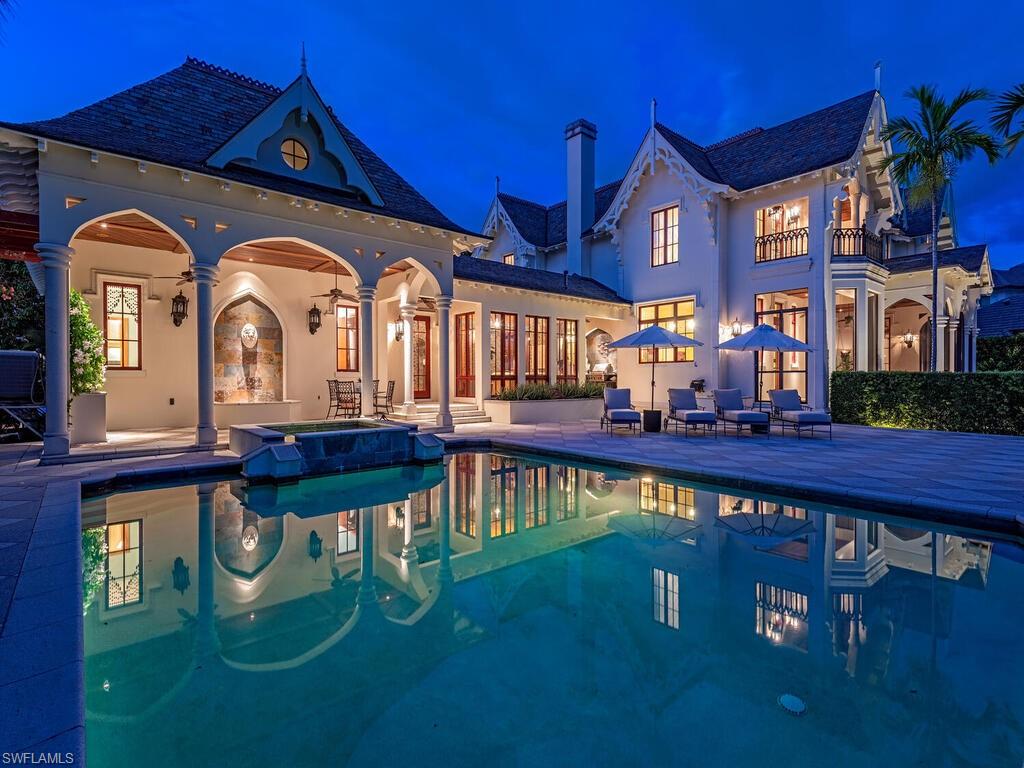 730 21st AVE S Property Photo 1