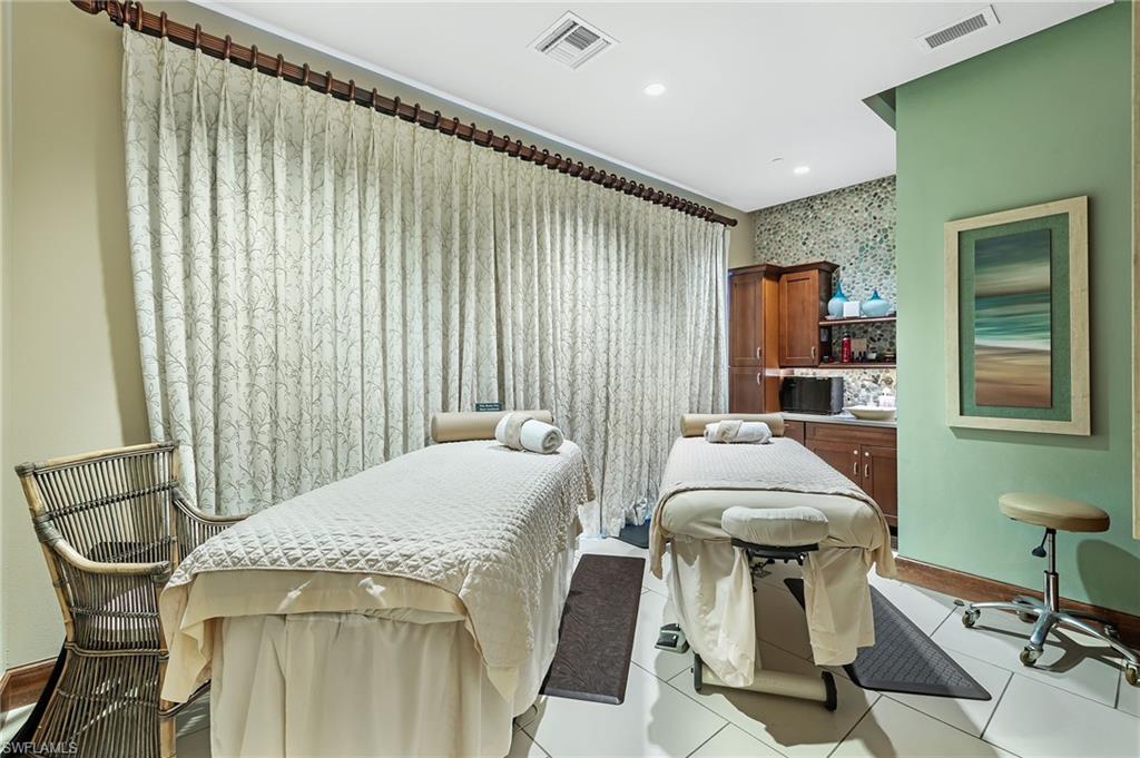 8765 Bellano Ct # 103 Property Photo 29