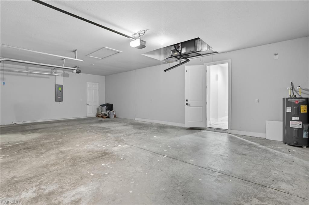 2314 33rd Pl Property Photo 18