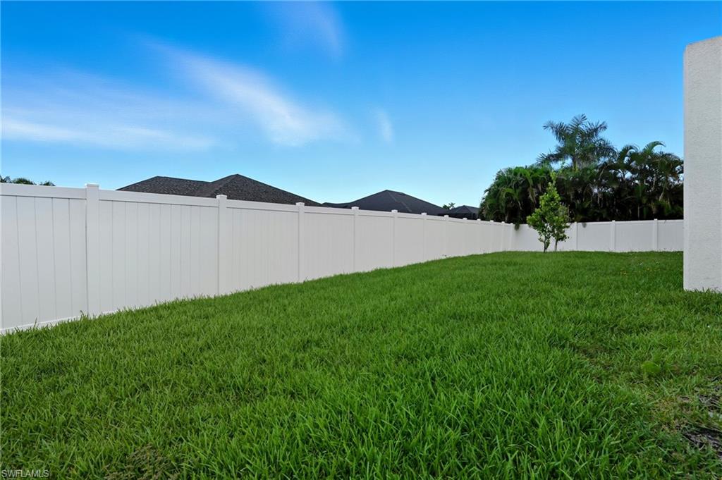 2314 33rd Pl Property Photo 36