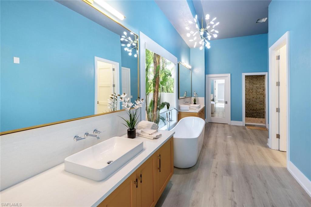 9240 The Ln Property Photo 23