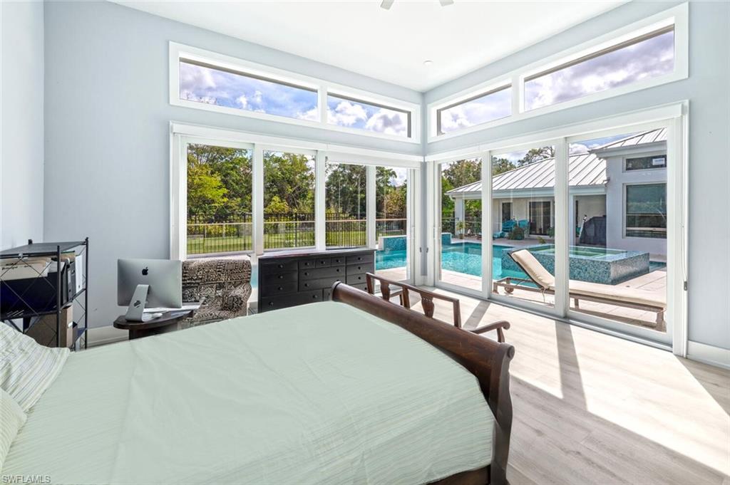 9240 The Ln Property Photo 38