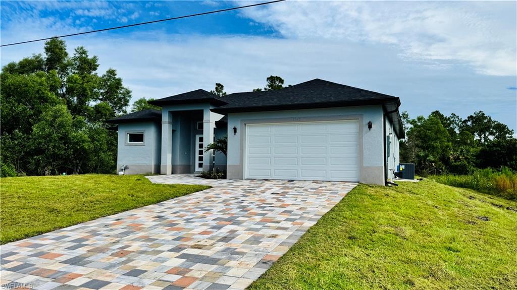 1143 Rachel St E Property Photo 10