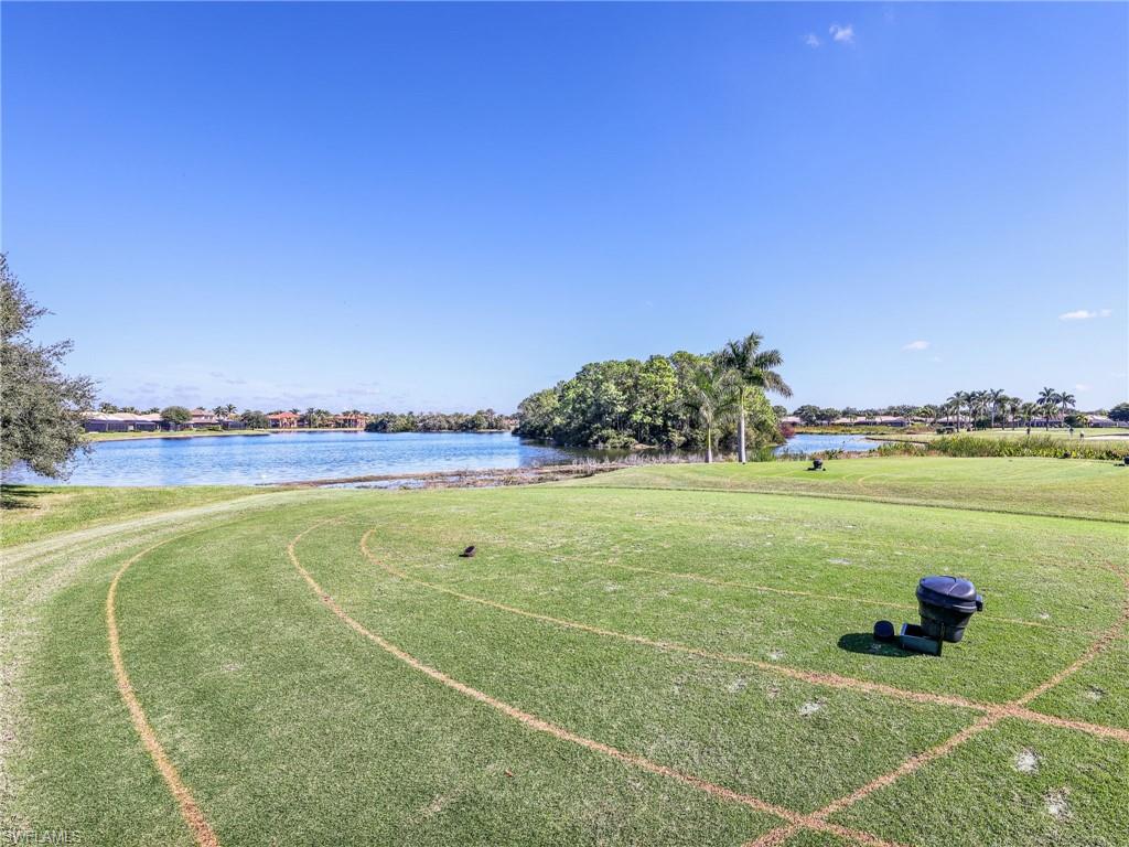 6096 Dogleg Dr Property Photo 8