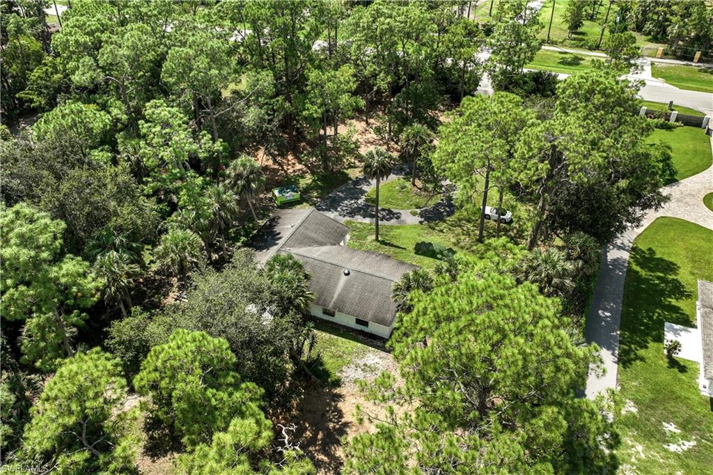 170 Logan Blvd N Property Photo 3