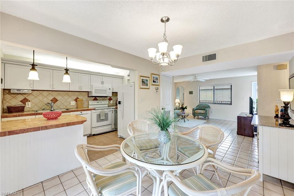788 Park Shore Dr E39 Property Photo 19