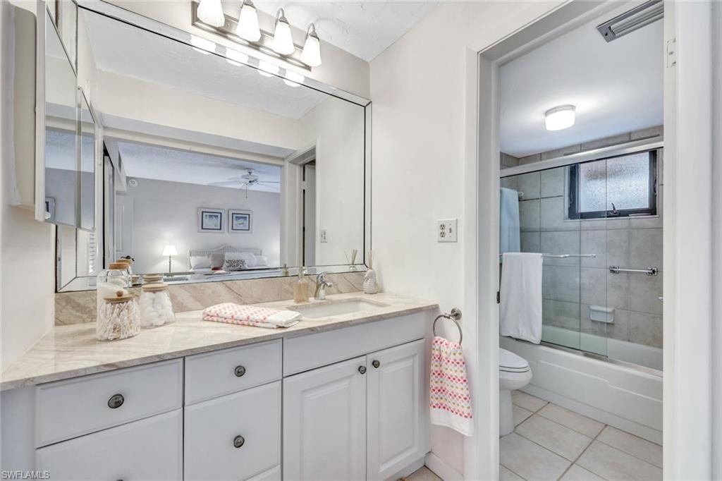 788 Park Shore Dr E39 Property Photo 25