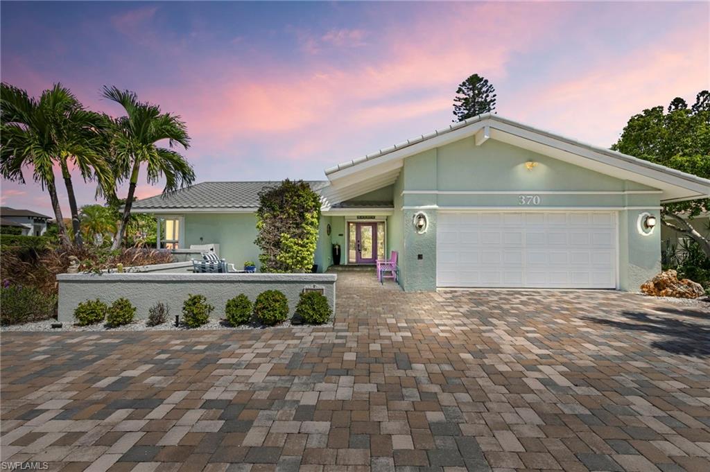 370 Kendall Dr Property Photo 1