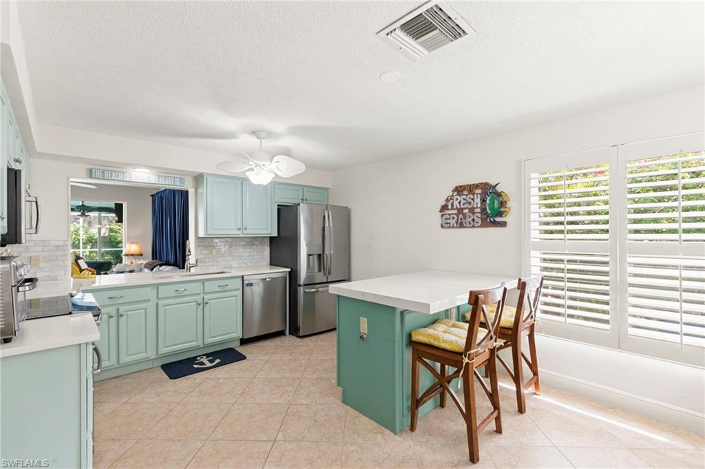 370 Kendall Dr Property Photo 10