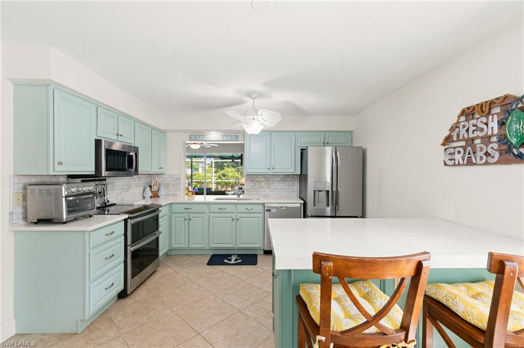 370 Kendall Dr Property Photo 11