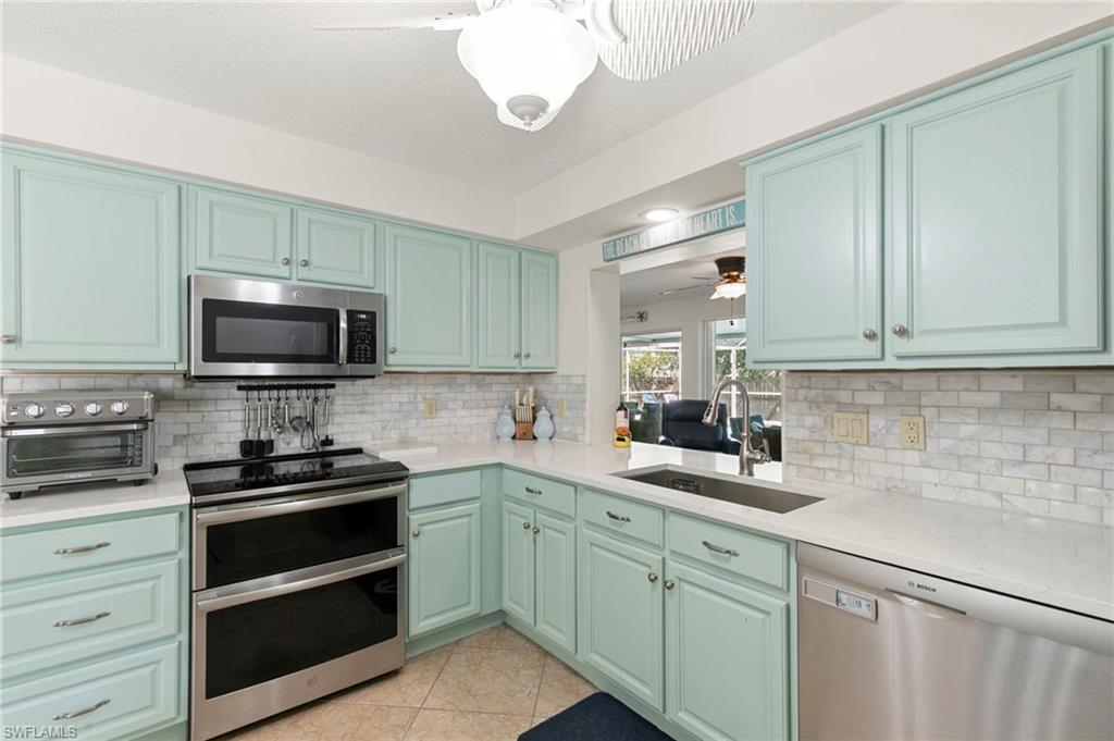 370 Kendall Dr Property Photo 12