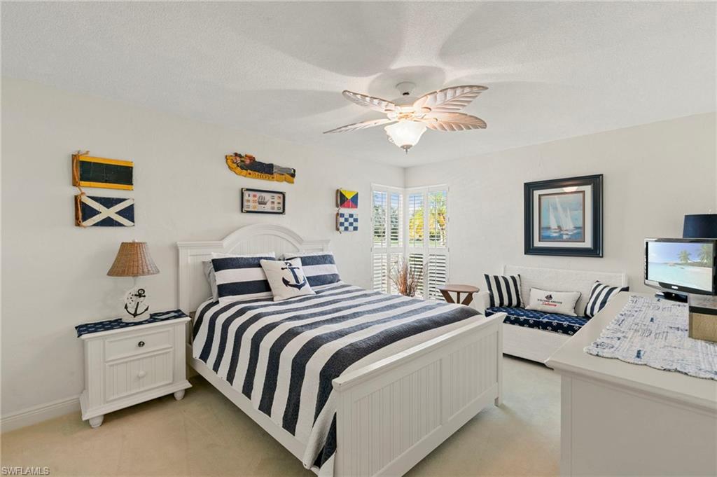 370 Kendall Dr Property Photo 20