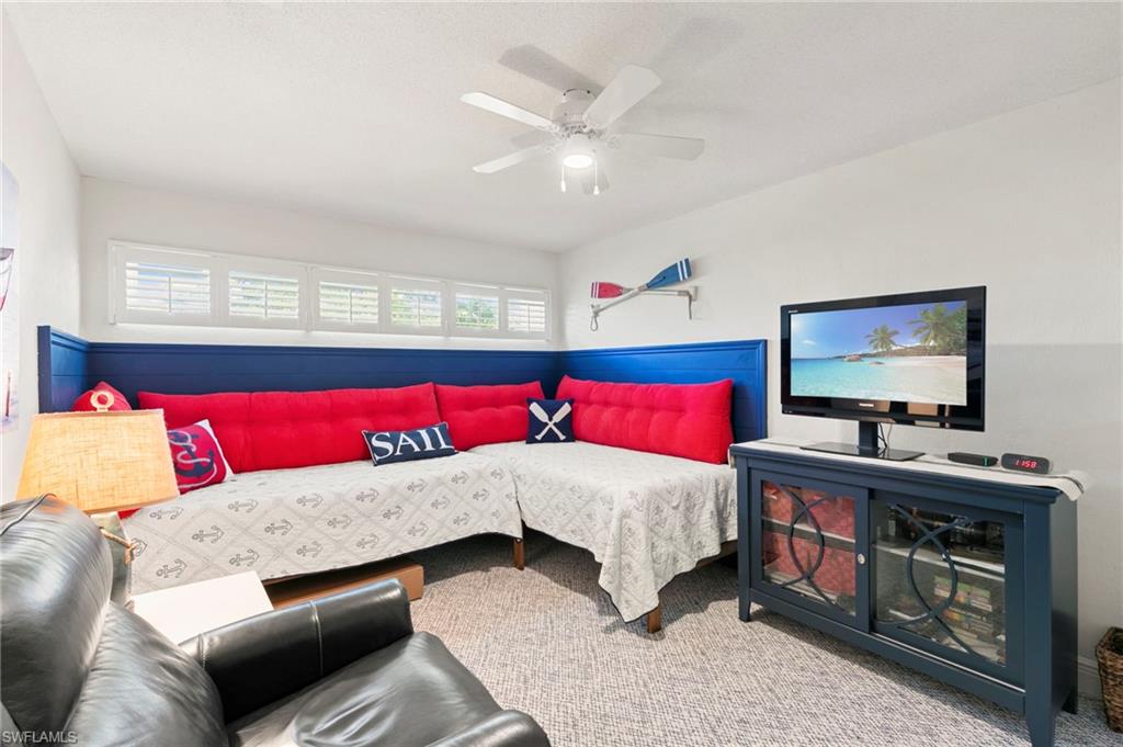 370 Kendall Dr Property Photo 21