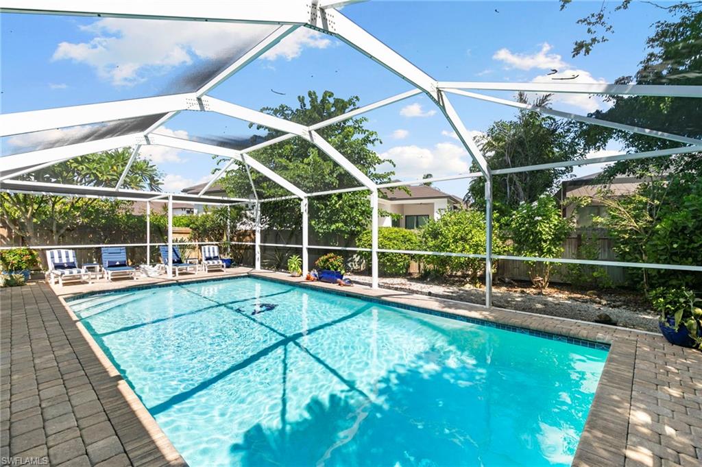 370 Kendall Dr Property Photo 25