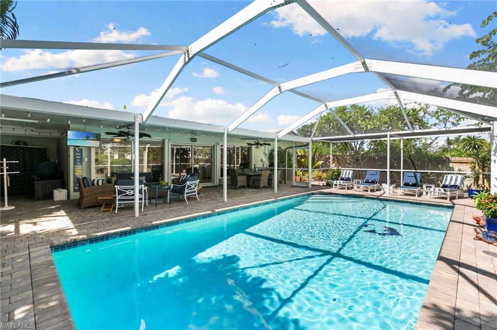 370 Kendall Dr Property Photo 26