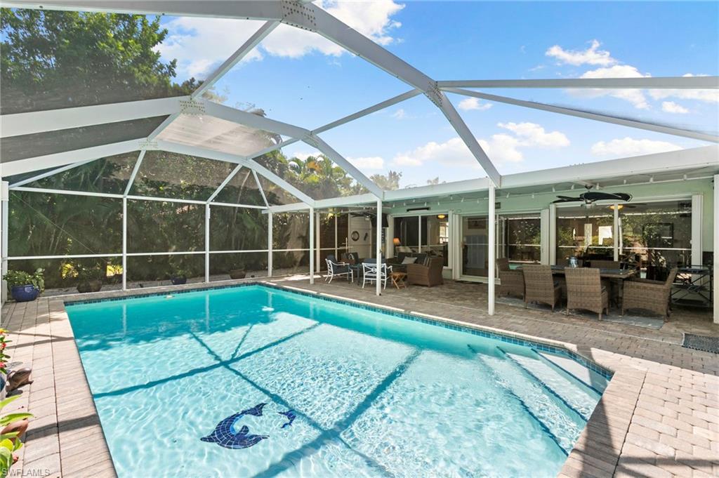 370 Kendall Dr Property Photo 27