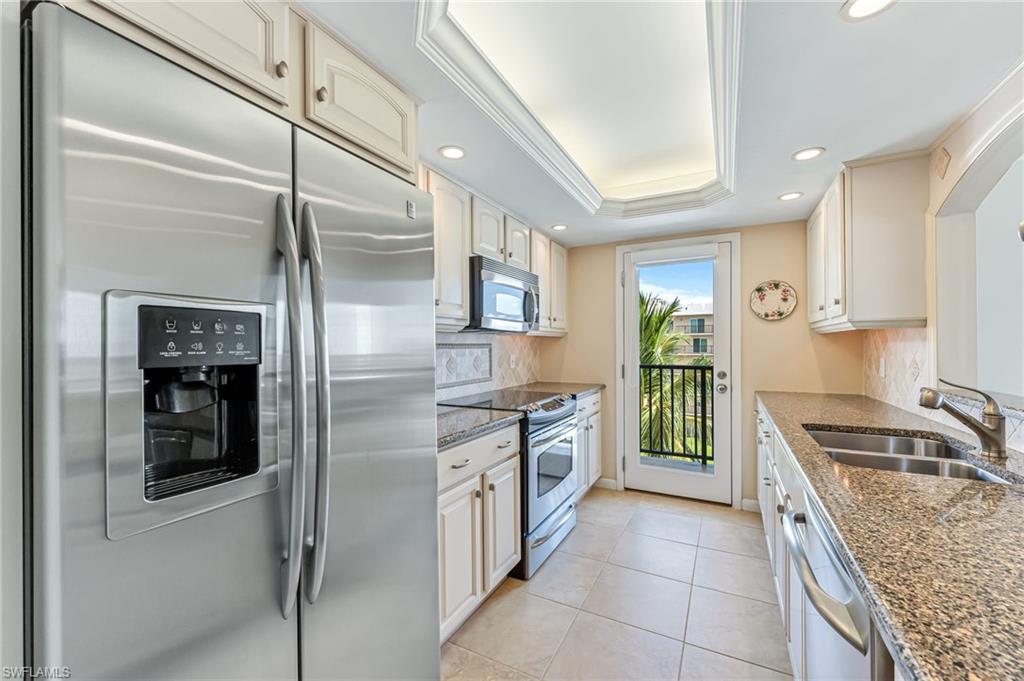 3500 Gulf Shore Blvd N 509 Property Photo 10