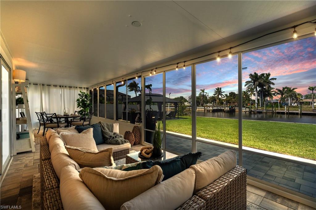 6212 Cocos Dr Property Photo 3