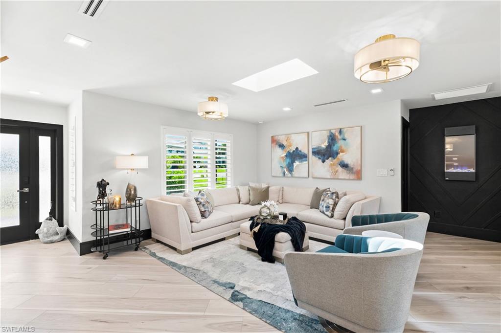 6212 Cocos Dr Property Photo 9