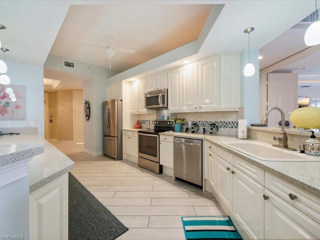 9566 Gulf Shore Dr 102 Property Photo 4