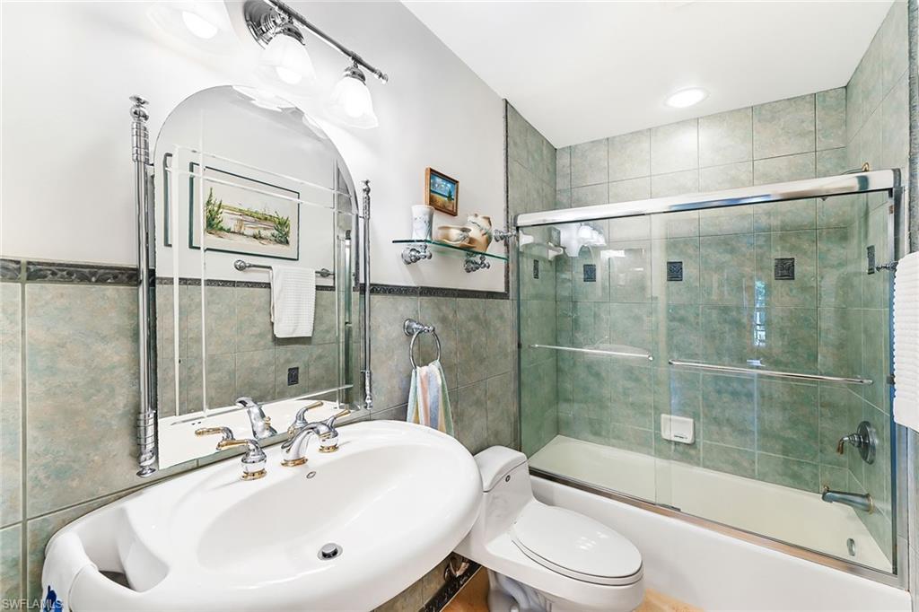 4560 Gulf Shore Blvd N # 213 Property Photo 17