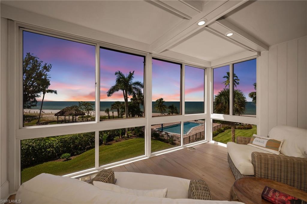 2121 Gulf Shore Blvd N 206 Property Photo 2