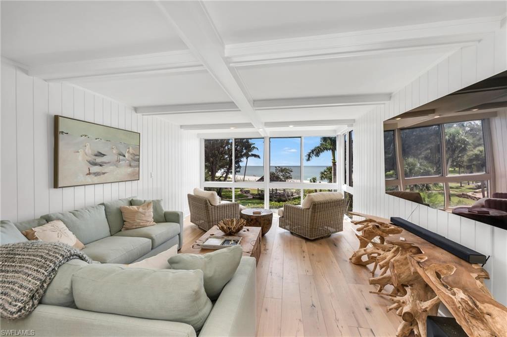 2121 Gulf Shore Blvd N 206 Property Photo 4