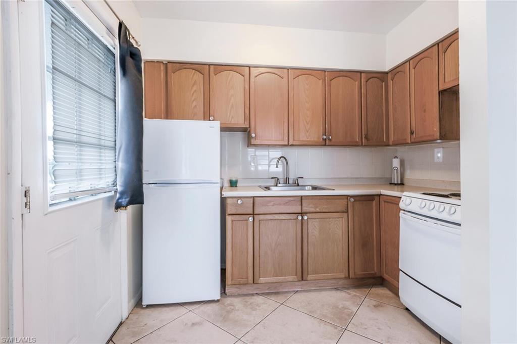 1062 Hartley Ave 110 Property Photo 4
