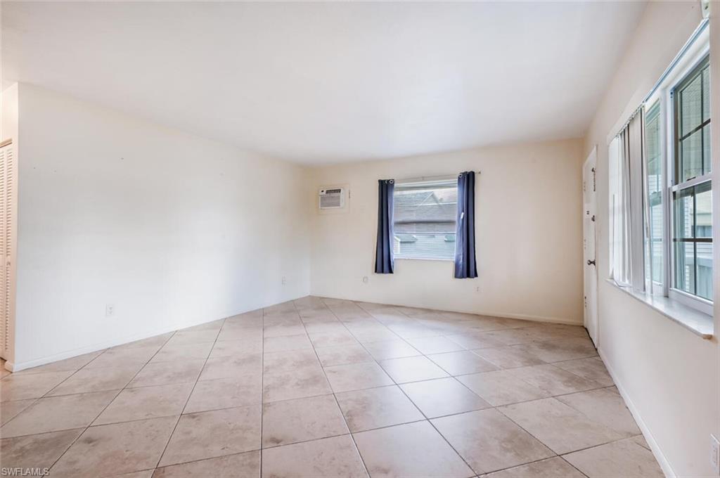 1062 Hartley Ave 110 Property Photo 5