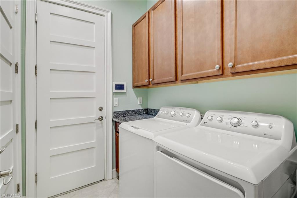 7194 Dominica Dr Property Photo 22