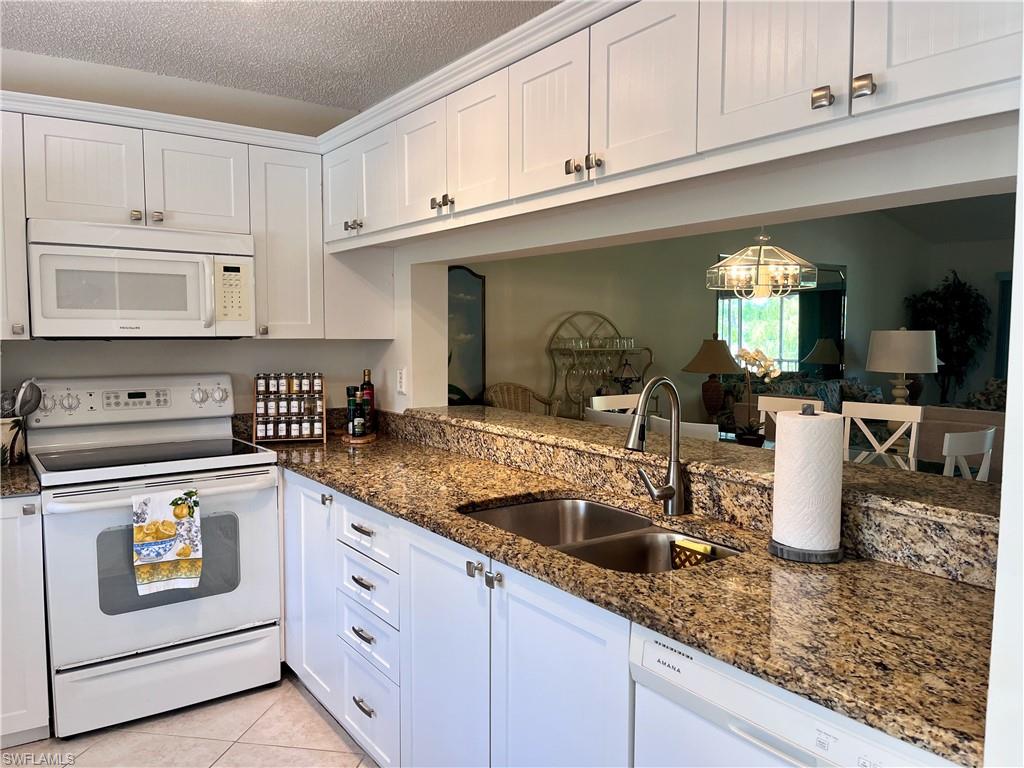3685 Amberly Cir W D305 Property Photo 3