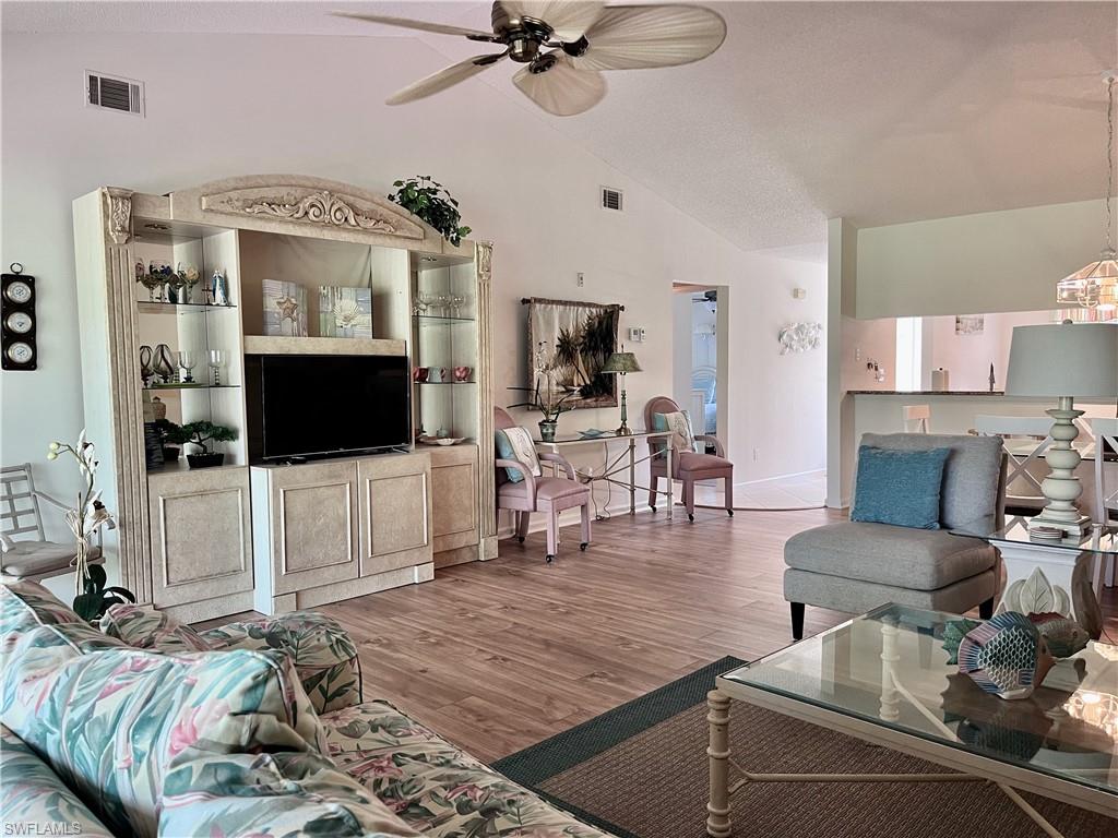 3685 Amberly Cir W D305 Property Photo 6