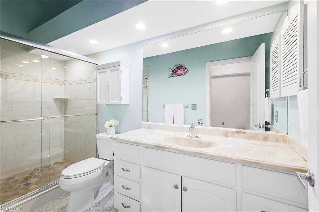 205 Deerwood Cir # 103 Property Photo 14