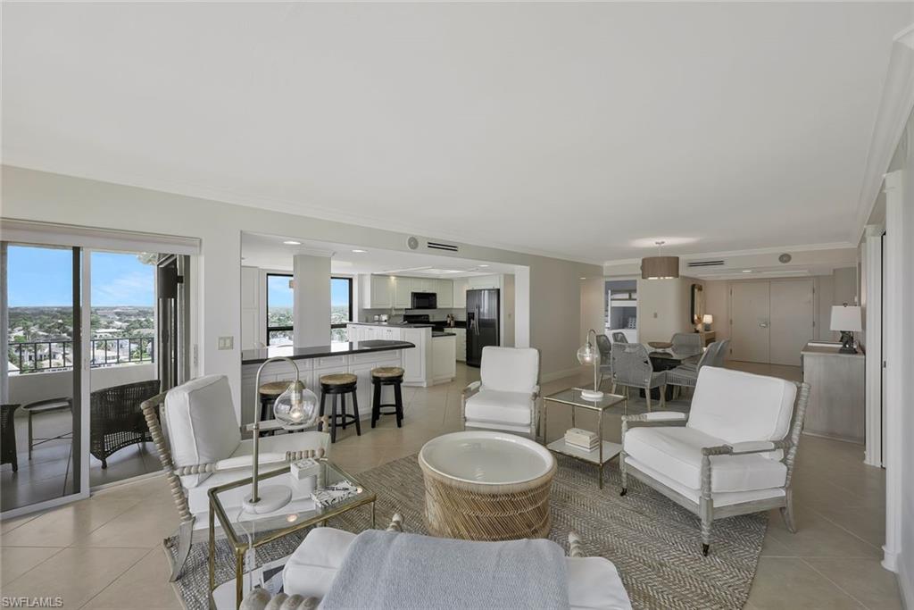 4451 Gulf Shore Blvd N 1205 Property Photo 4