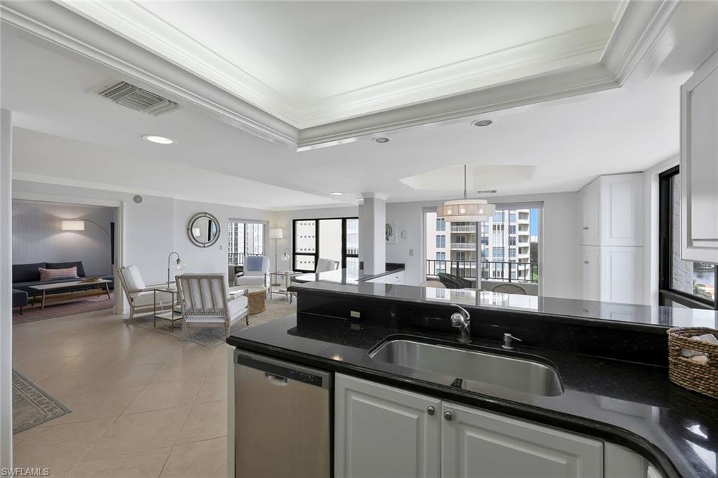 4451 Gulf Shore Blvd N 1205 Property Photo 12
