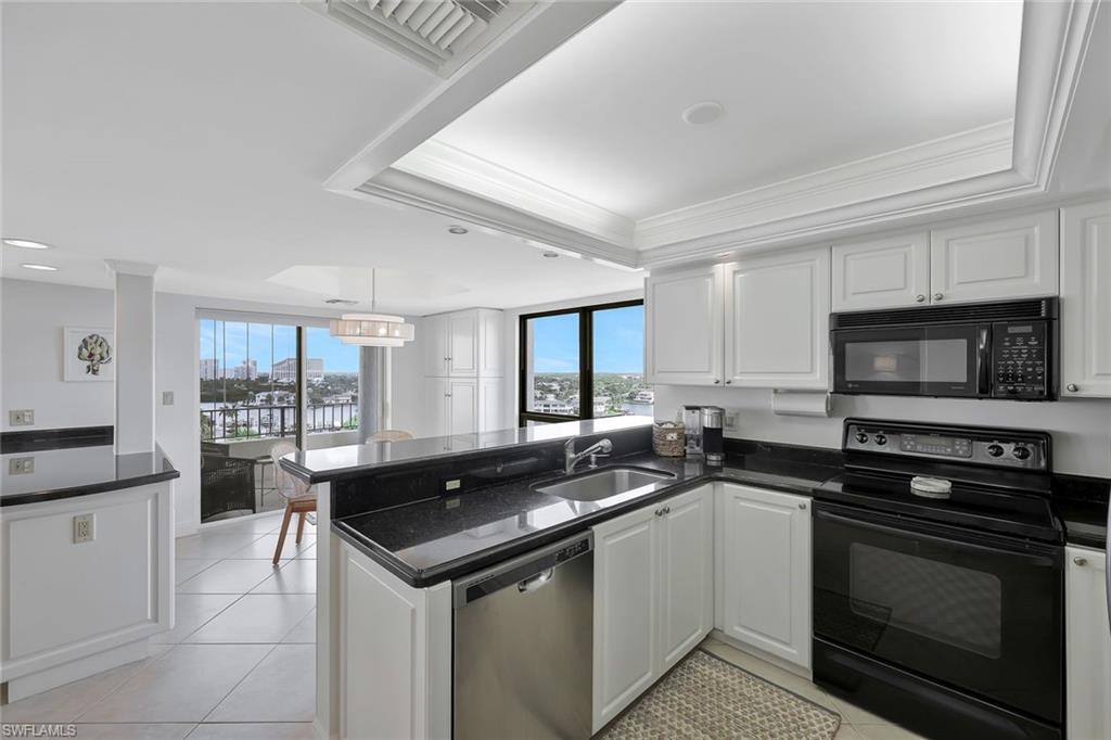 4451 Gulf Shore Blvd N 1205 Property Photo 13