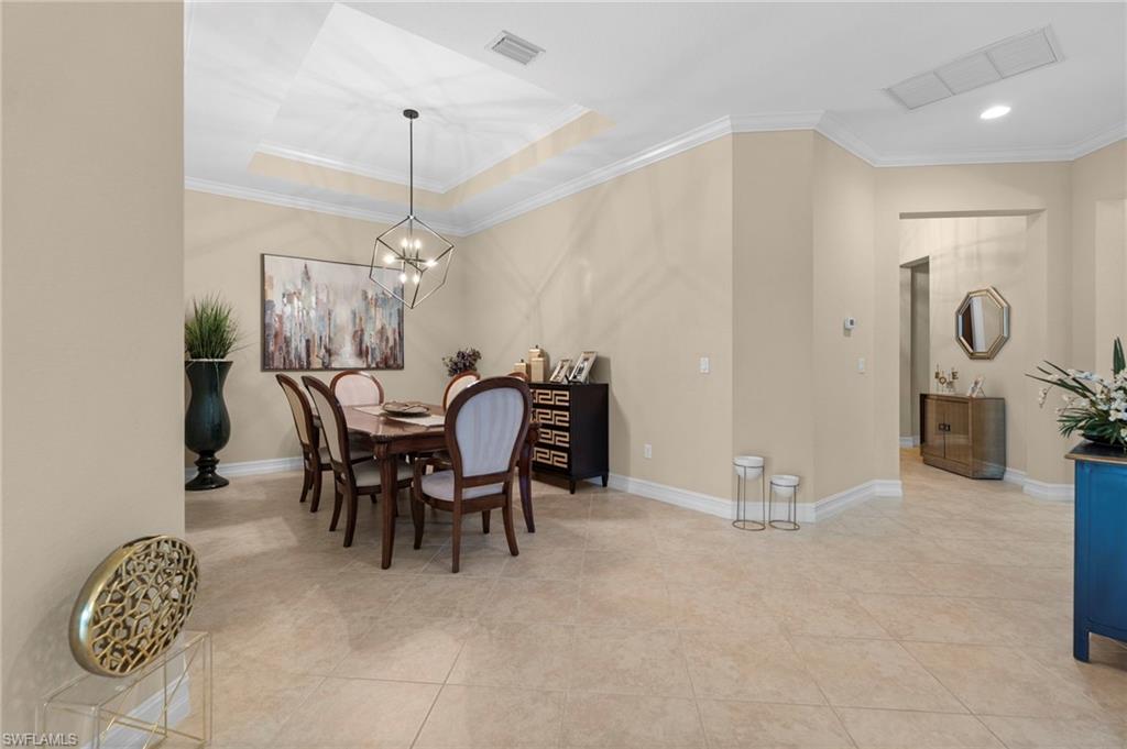 6564 Roma Way Property Photo 3