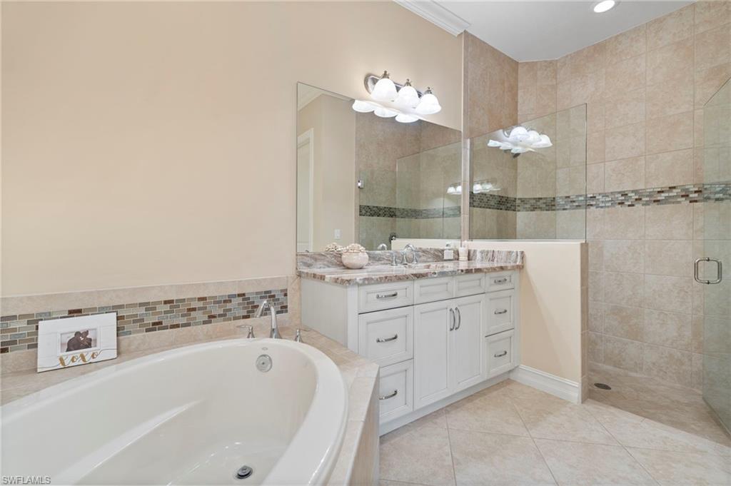 6564 Roma Way Property Photo 14