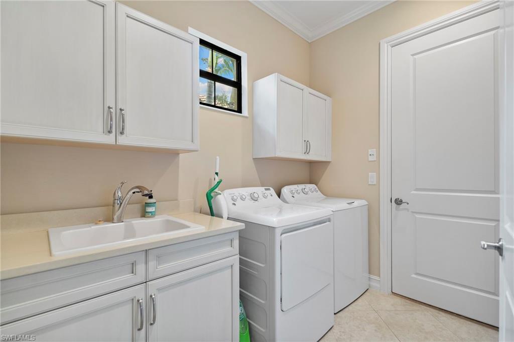 6564 Roma Way Property Photo 16