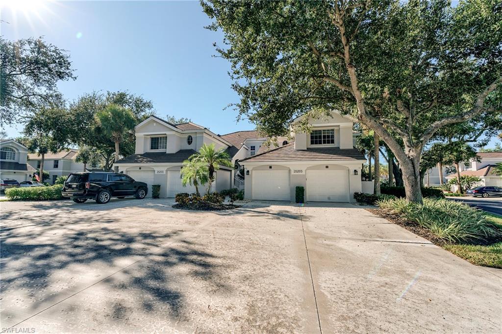 25203 Pelican Creek Cir 102 Property Photo 2