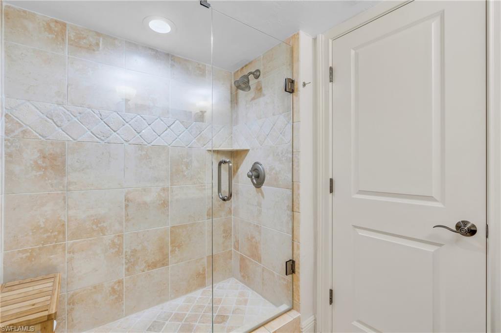 4753 Estero Blvd 1405 Property Photo 24